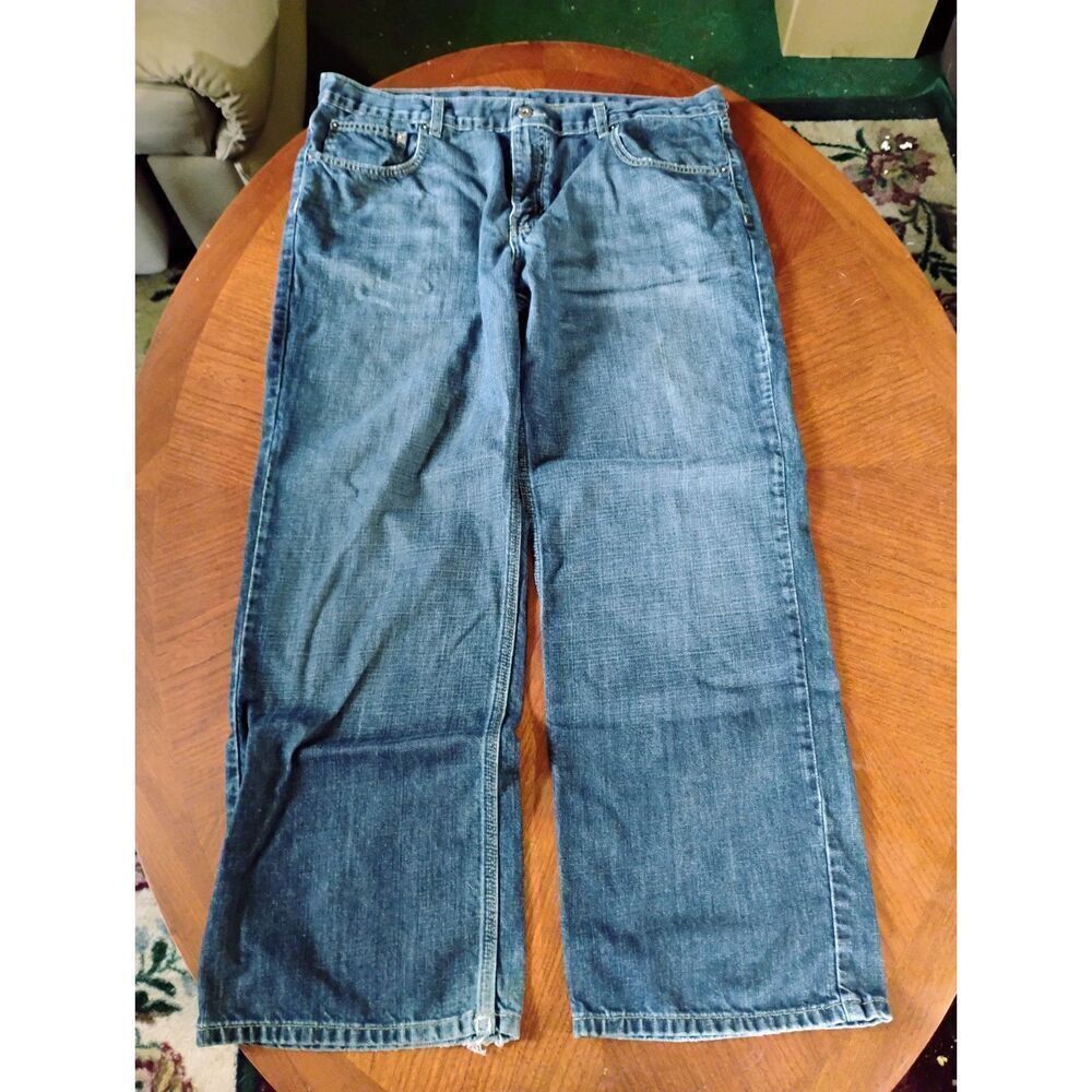 (1162) Merona brand Men's Denim Jeans - Size: 40 waist